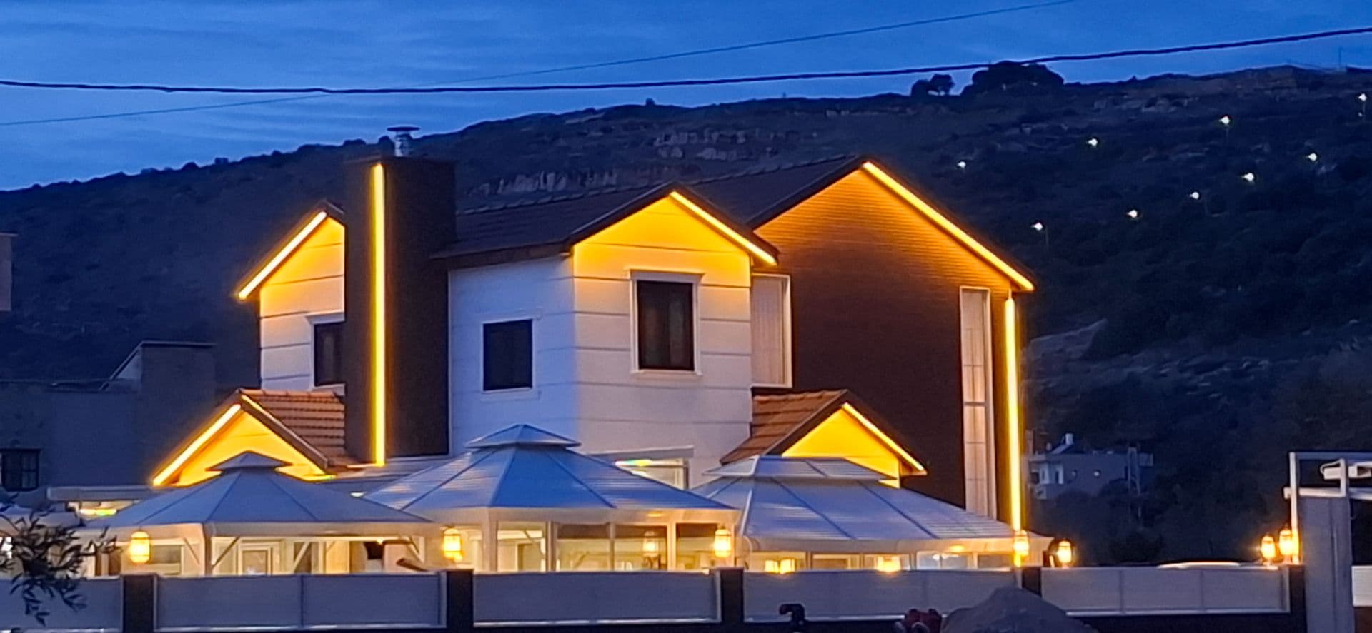 Village boutique haglilit Village boutique haglilit